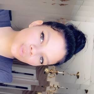 Meet your Posher, Victoria